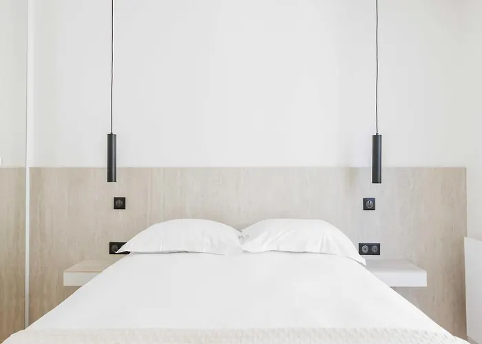 Charming Near Montmartre - Mobility Lease Parigi