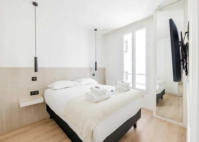 Charming Near Montmartre - Mobility Lease